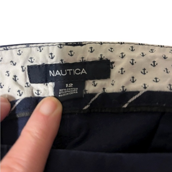 Nautica Women's Navy Chino Shorts Size 12 - Picture 4 of 6